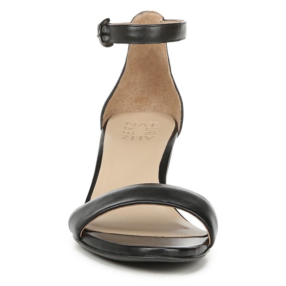 Naturalizer Vera black leather sandals