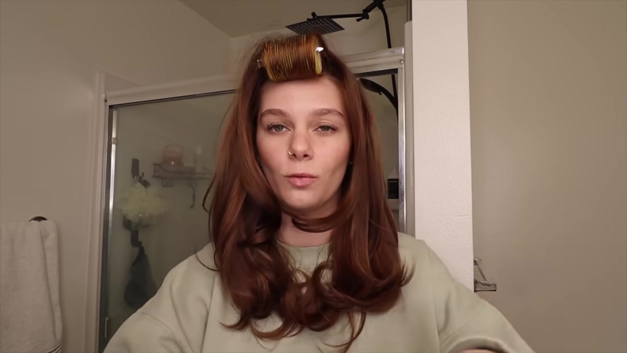 Kayli Boyle demonstrating unroll gently, then loosen the shape