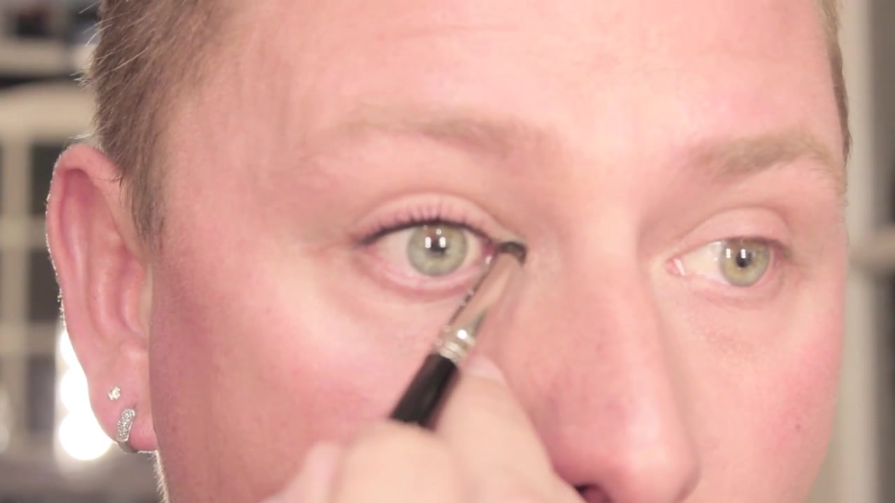 Wayne Goss demonstrating finish with an optional lift and highlight